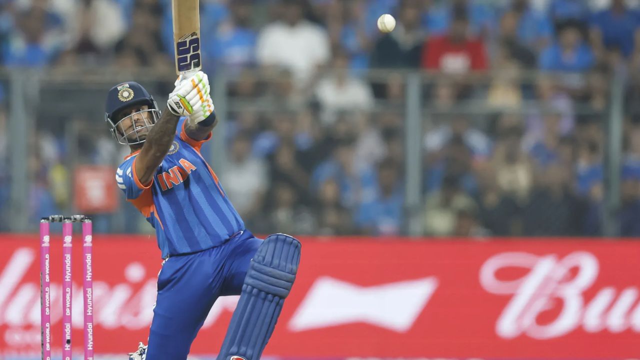 100+ T20I Sixes, Suryakumar Yadav (179 T20I Sixes)