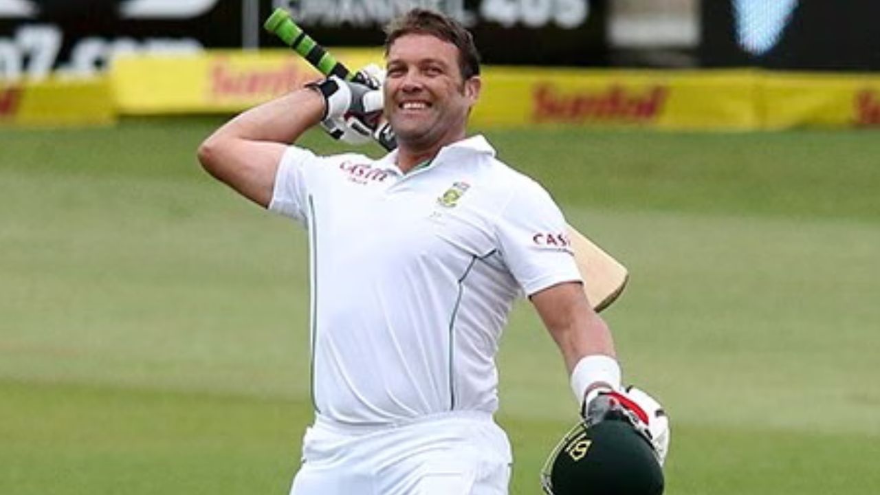 5. Top 5 Fielders: Jacques Kallis (South Africa) – 200 Catches