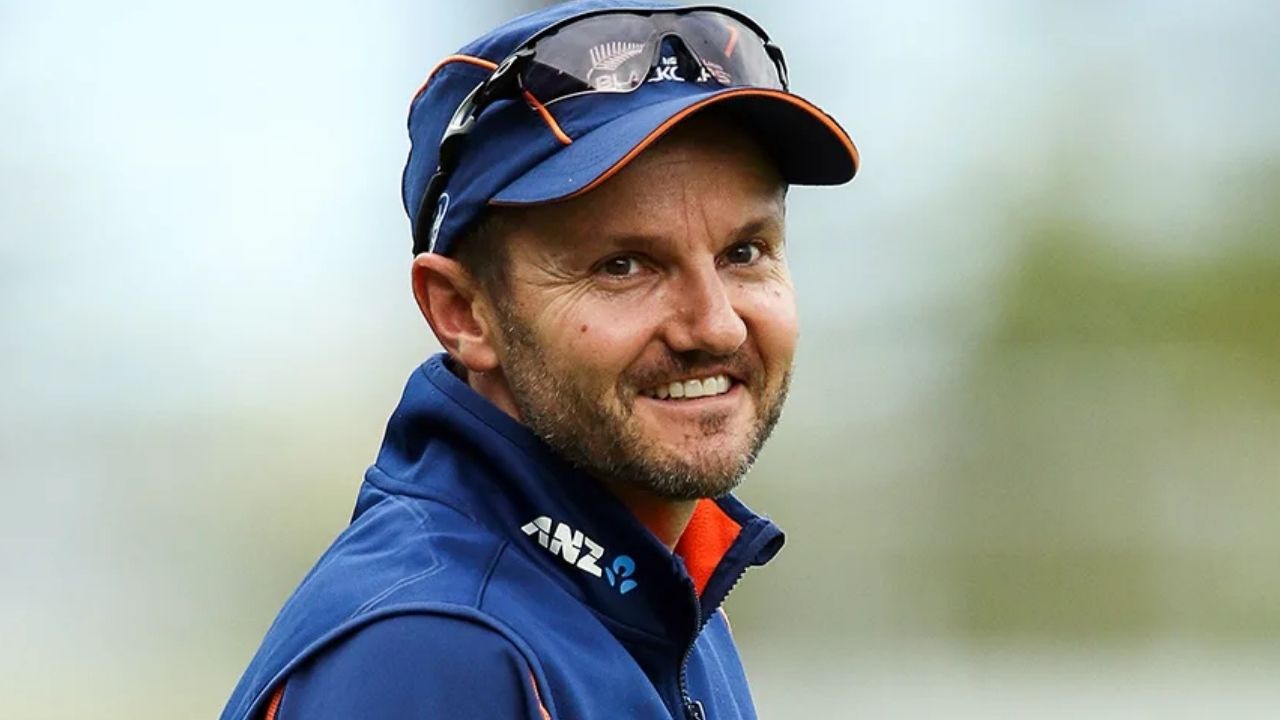Mike Hesson Set to Take Charge of Pakistan’s Test Team